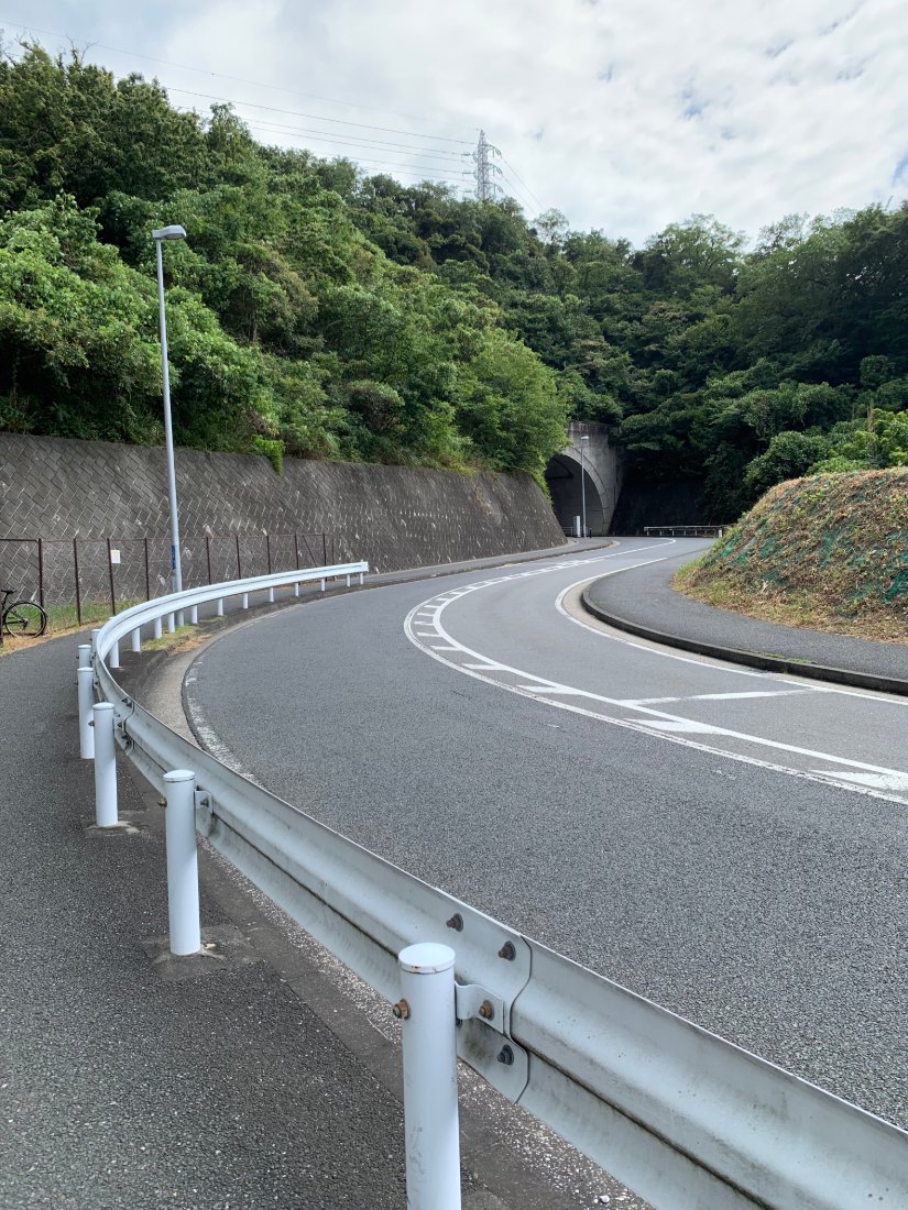 Original photo of a tunnel receding into the distance